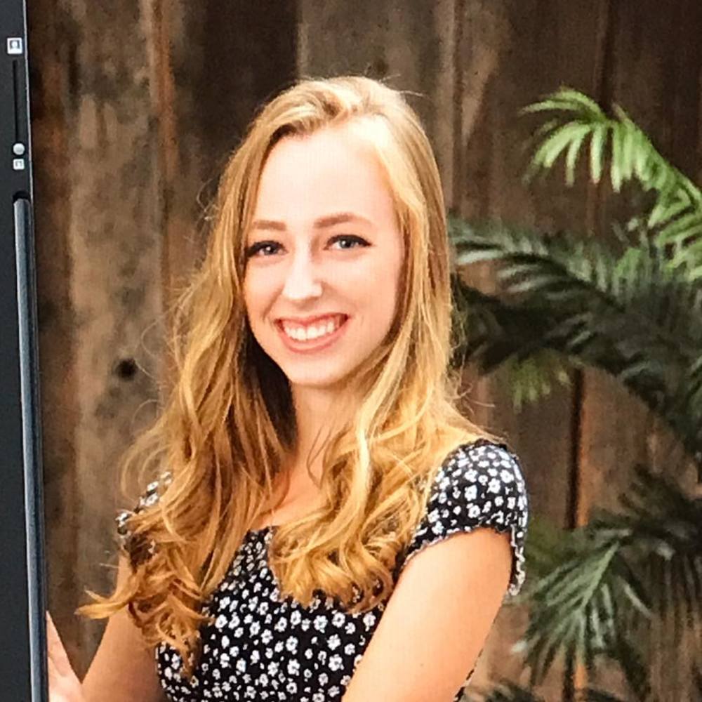 Meet your Posher, Kayla